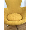 Fauteuil Cocoon tissu velours moutarde