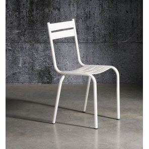 White laquered chair Prity
